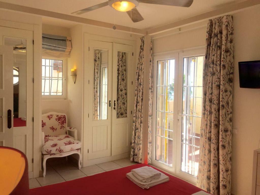 Villa En Primera Linea Вера Екстериор снимка